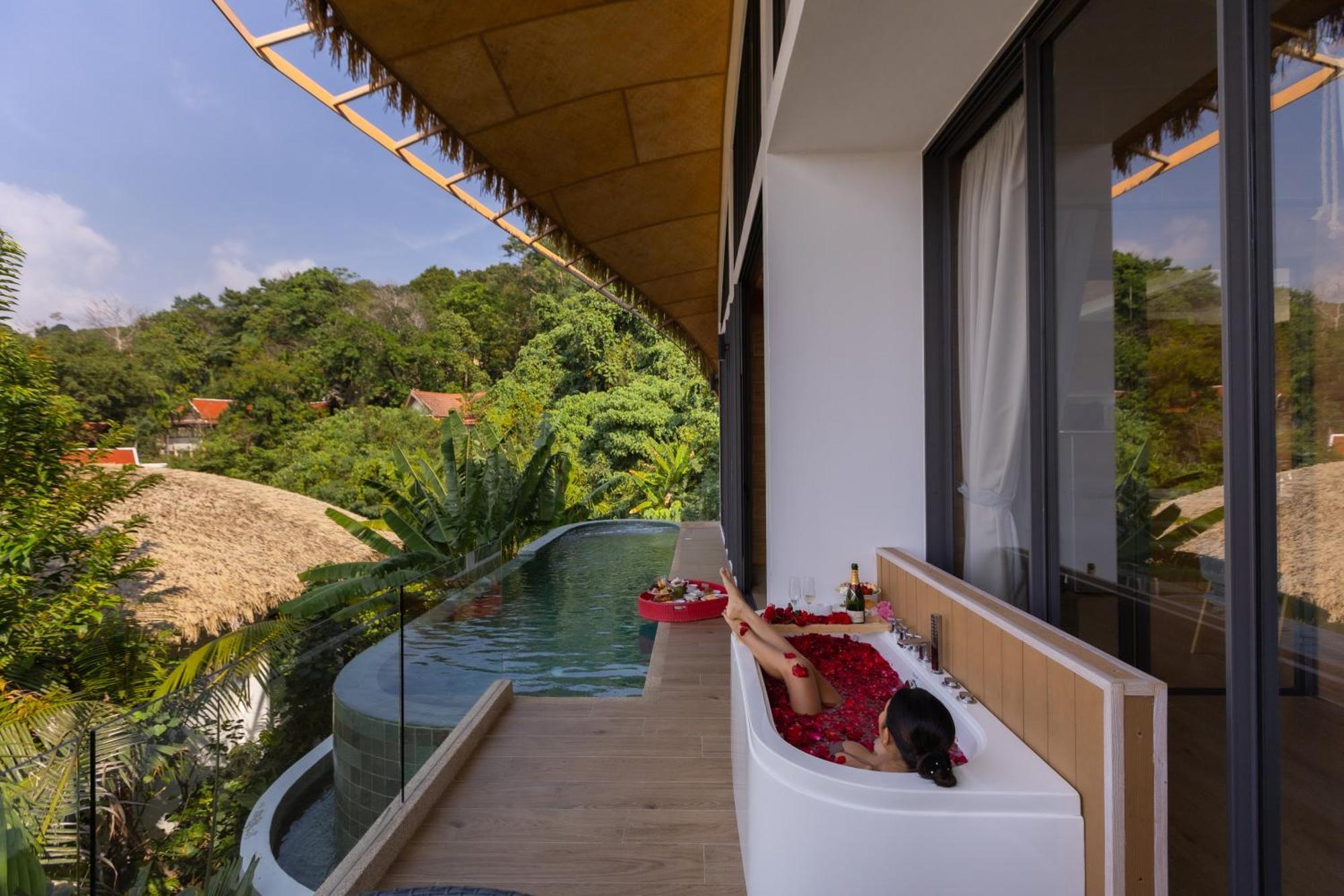Three Monkeys Villas Patong Dış mekan fotoğraf
