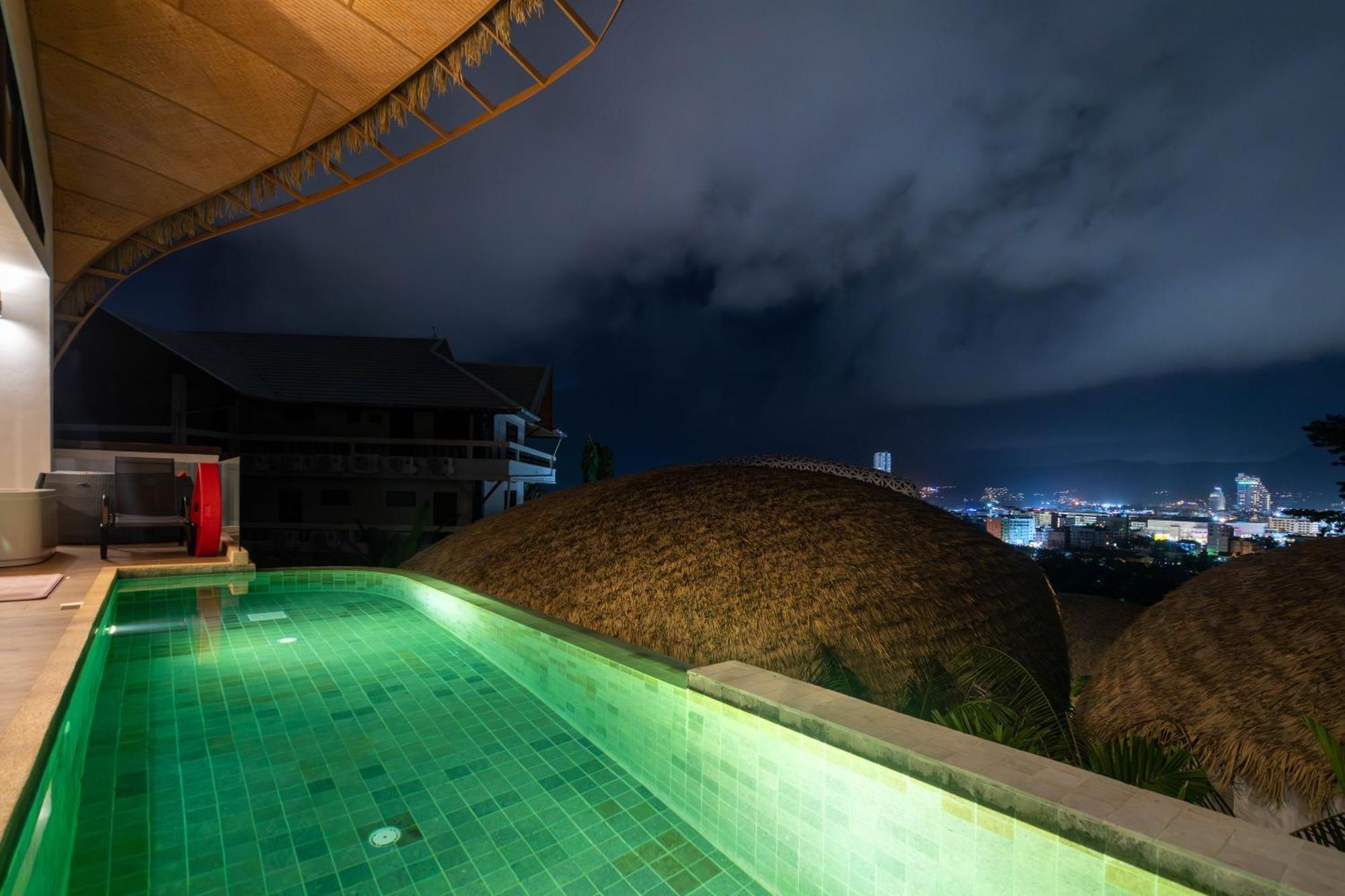 Three Monkeys Villas Patong Dış mekan fotoğraf